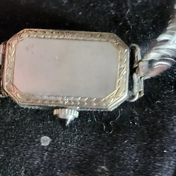 Rare Vintage 20s Locust Womens Art Deco Watch - Picture 6 of 17